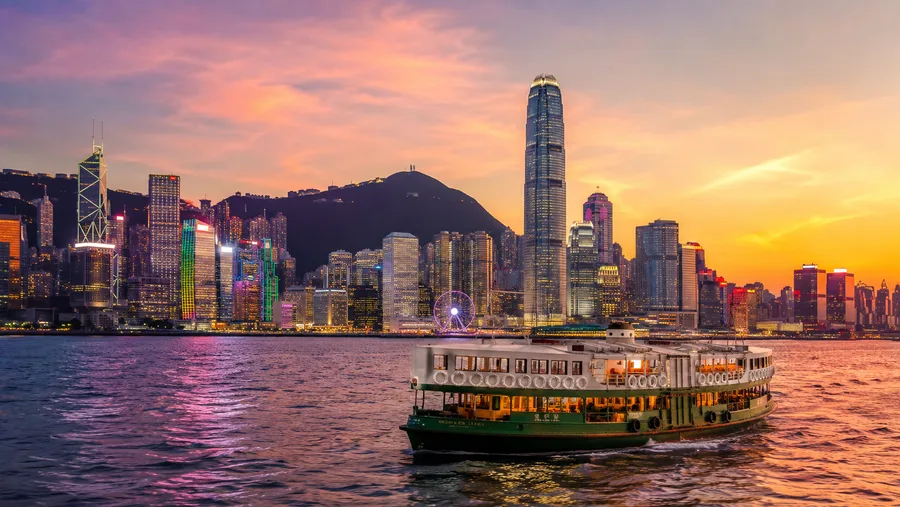 Victoria Harbour Dinner & Night Cruises
